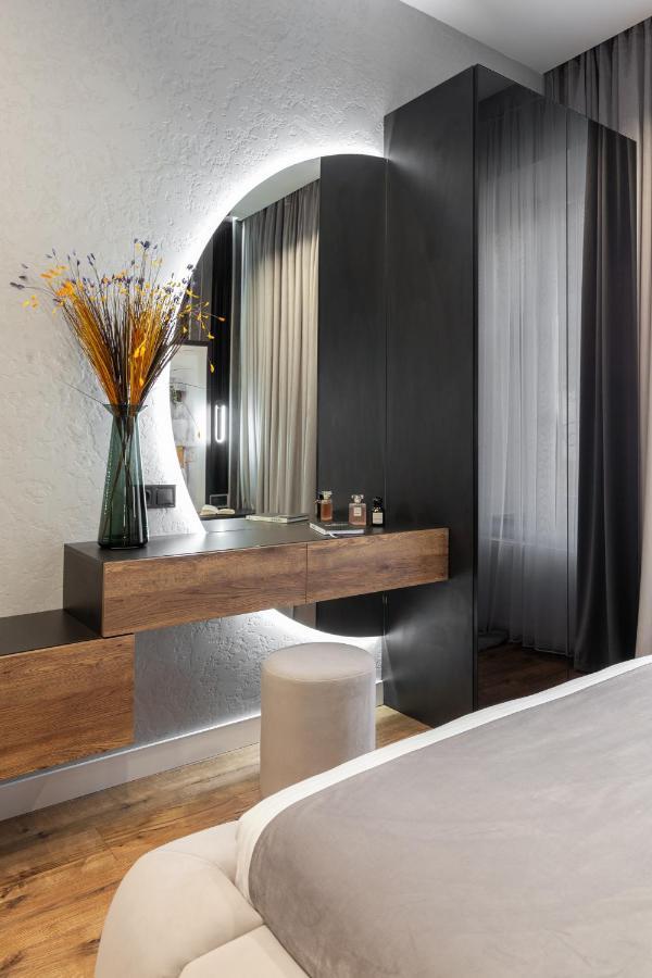 Dream Apartament On Drahomanova Street Львов Экстерьер фото
