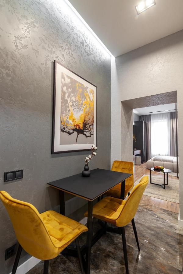 Dream Apartament On Drahomanova Street Львов Экстерьер фото